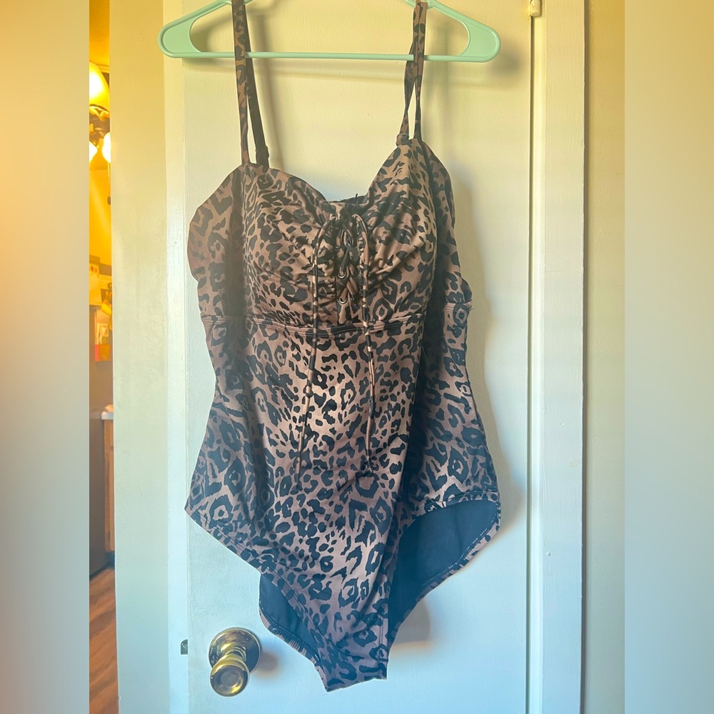 Leopard Print One-Piece Swimsuit